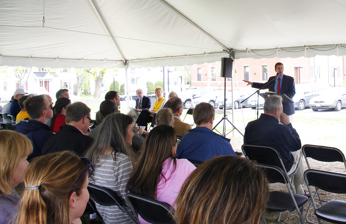Celebrating the completion of Hyacinth Place in Westbrook Avesta Housing