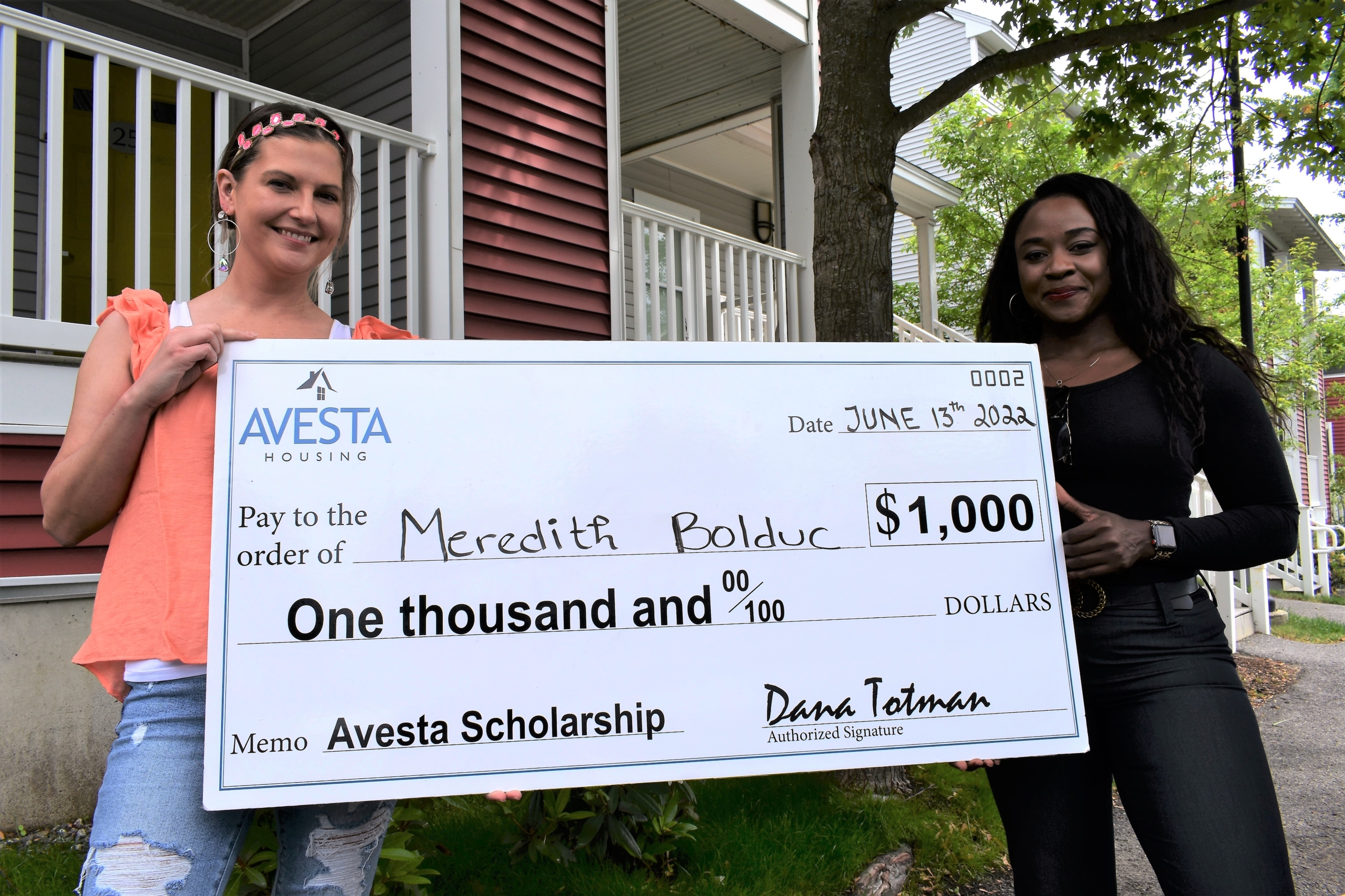 Application Period Open for 2023 Scholarships - Avesta Housing