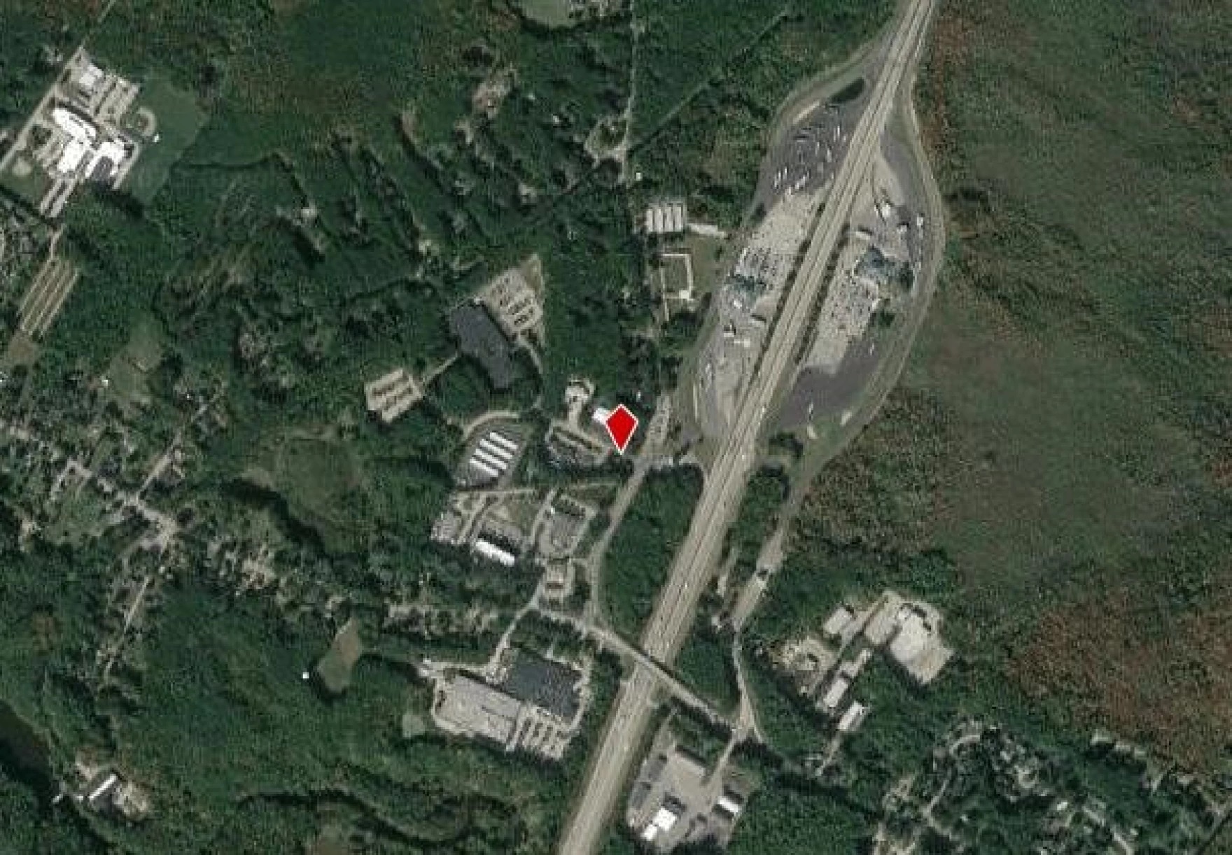 Kennebunk Savings Bank donates parcel of land to Avesta to develop
